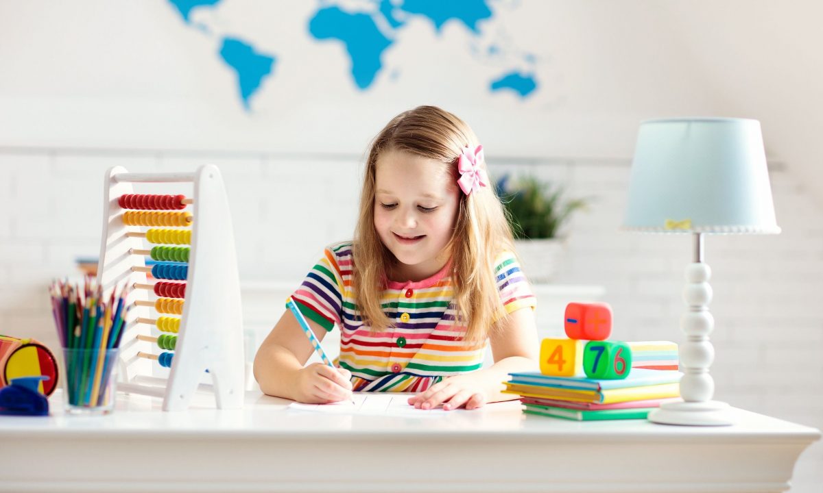 Πώς να οργανώσετε το παιδικό δωμάτιο για την επιστροφή στο σχολείο - Έξυπνα και πρακτικά tips