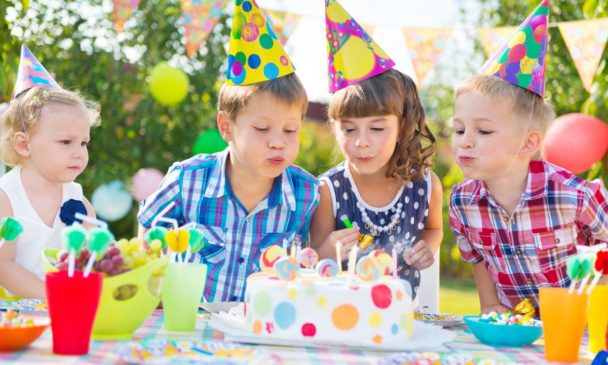 «No gift birthday party» - Τι είναι και γιατί το επιλέγουν όλο και περισσότεροι γονείς