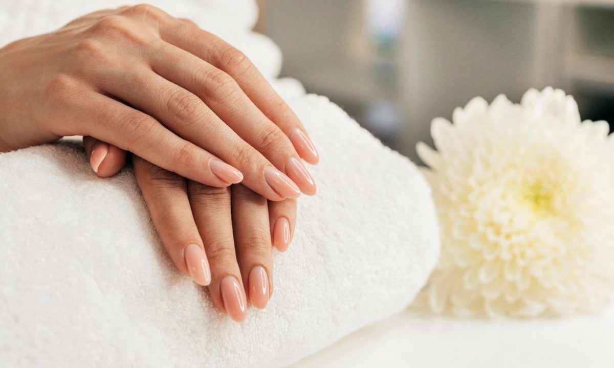 Quick Dry ή Gel Couture; Τα must-have προϊόντα για νύχια με στυλ και διάρκεια