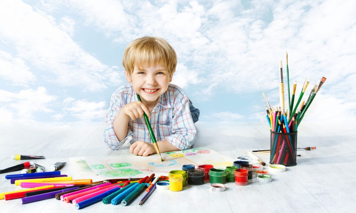 Παιδικές ζωγραφιές: 13 καλοκαιρινές χρωμοσελίδες για παιδιά έως Δ' δημοτικού