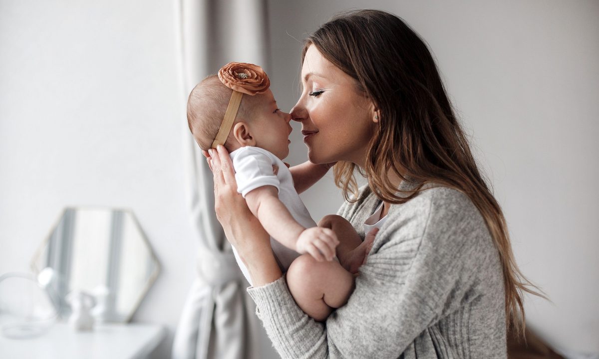 Πρέπει ή όχι η λεχώνα να σαραντήσει για να βγει από το σπίτι;
