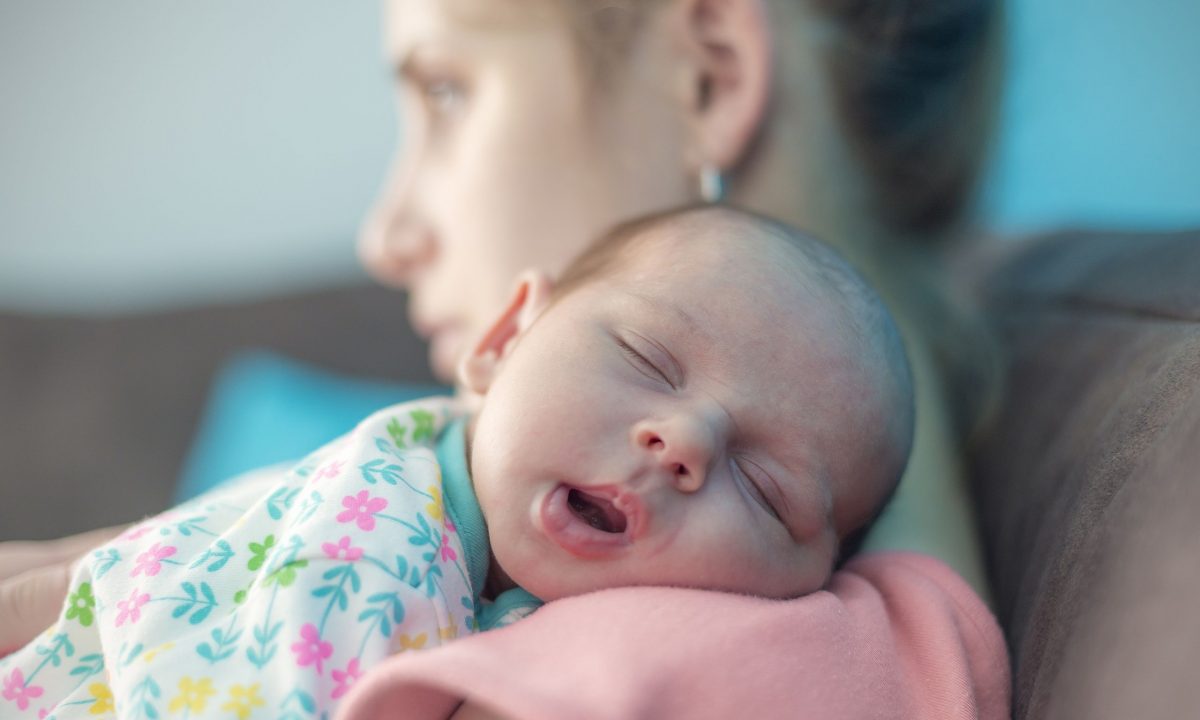 Ρουθούνισμα μωρού: Είναι φυσιολογικό ή πρέπει να ανησυχήσω;