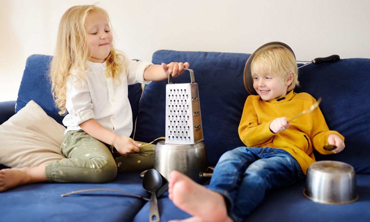 Μουσικοκινητικά παιχνίδια: 9 σούπερ διασκεδαστικές δραστηριότητες για παιδιά από 3 - 7 ετών