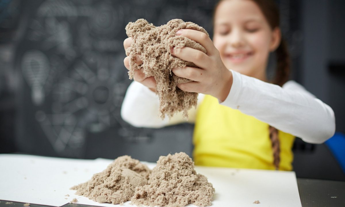 Πλαστελίνη με άμμο από την παραλία - Φτιάξτε τη και δίπλα στη θάλασσα