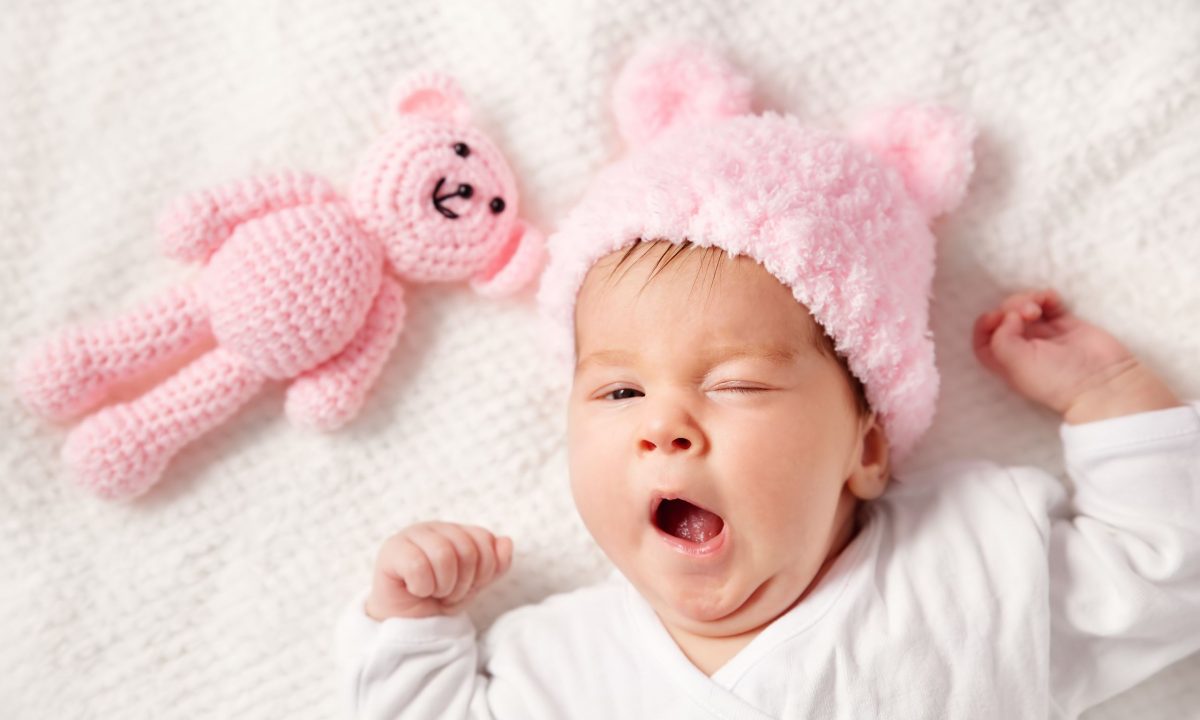 Υποτονικό μωρό: Πότε η υπνηλία κρύβει κάτι σοβαρότερο και γιατί δεν πρέπει να το αγνοήσεις;