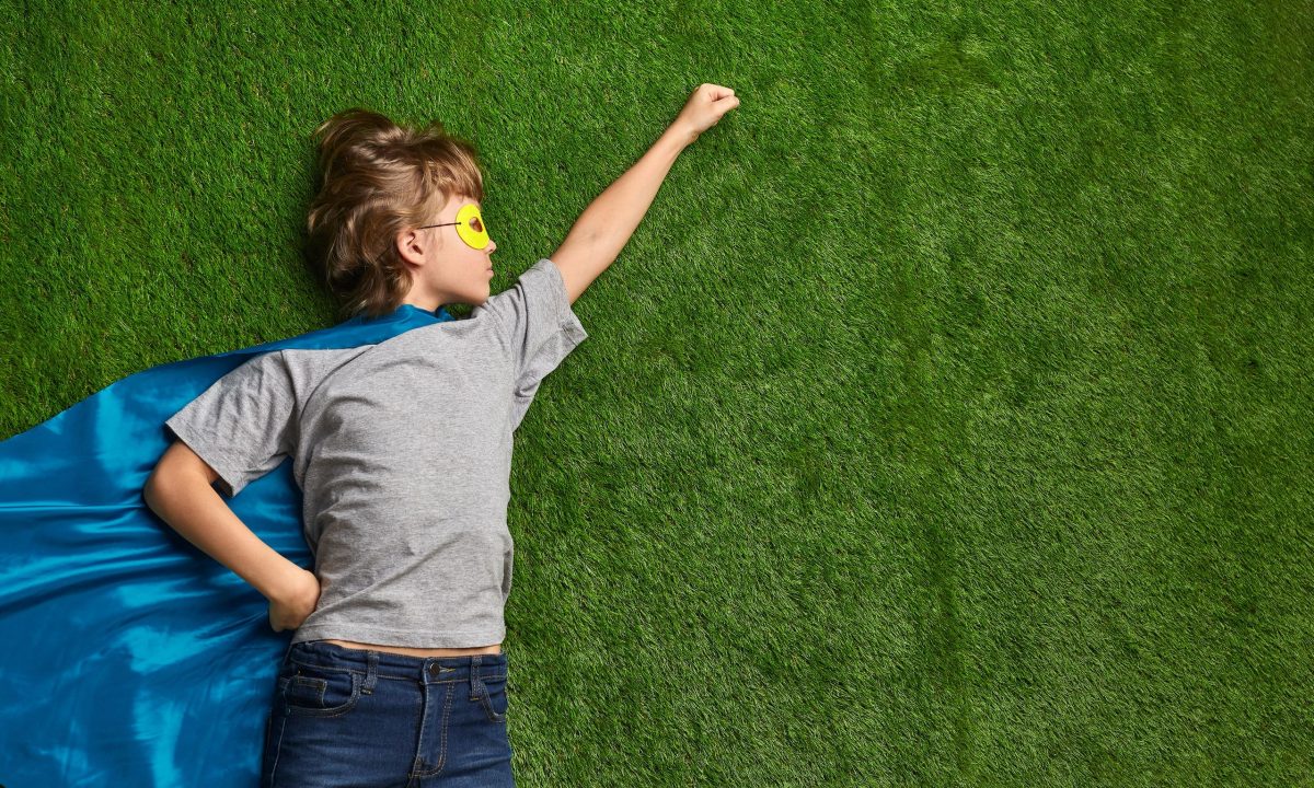 Το παιχνίδι σε συνθετικό γκαζόν είναι ασφαλές για τα παιδιά;