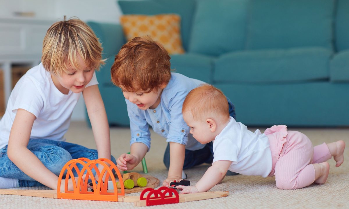 Επιβίωση με παιδιά στο σπίτι όταν έχει 40°C έξω - Ο απόλυτος οδηγός