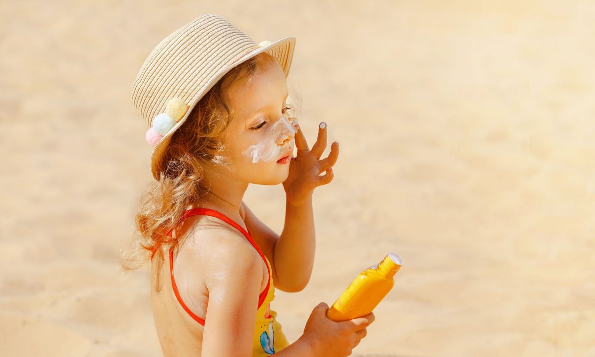Ναι, το αντηλιακό λήγει - Δείτε τι πρέπει να γνωρίζετε