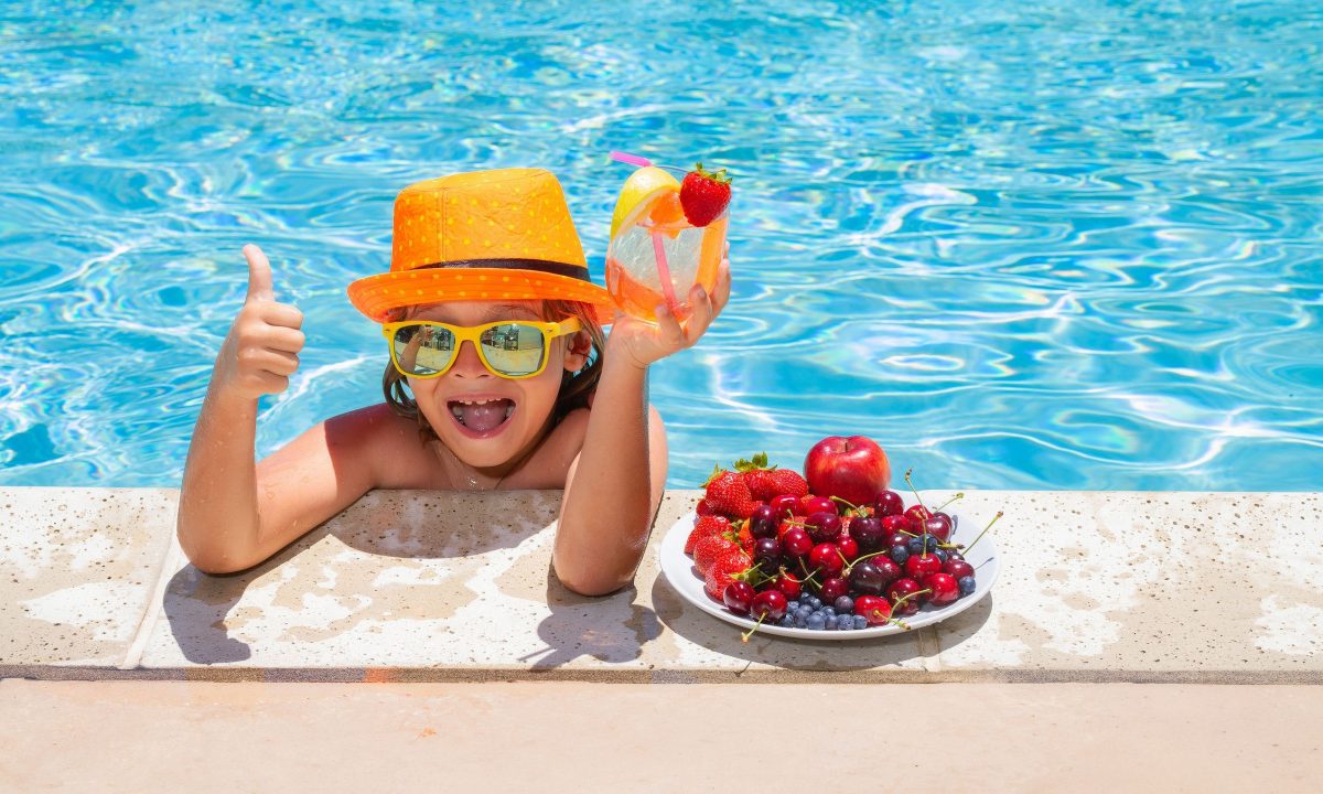 Τελικά, κάνουν καλό τα φρούτα ή έχουν υπερβολική ζάχαρη για τα παιδιά;