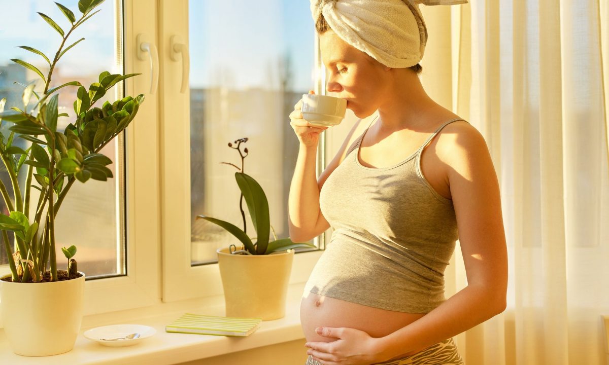 Πόσο ασφαλές είναι το χαμομήλι για τις μέλλουσες μαμάδες;