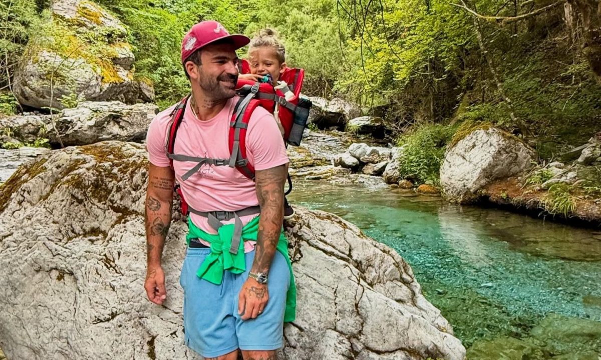 «Μου δείχνει τι σημαίνει αγάπη» -  Η συγκινητική ανάρτηση του Δημήτρη Αλεξάνδρου για τον γιο του