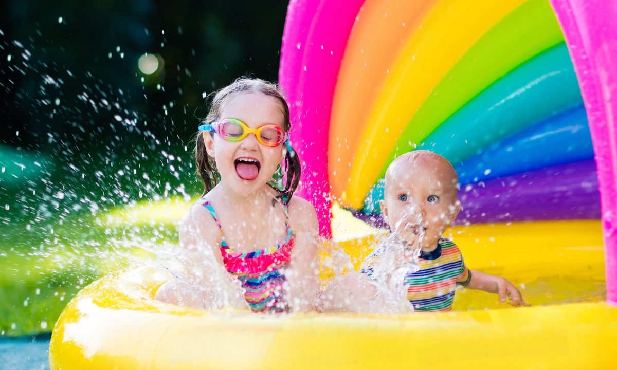 Δεν πάτε διακοπές φέτος; 5 τρόποι να περάσετε όμορφα με την οικογένειά σας