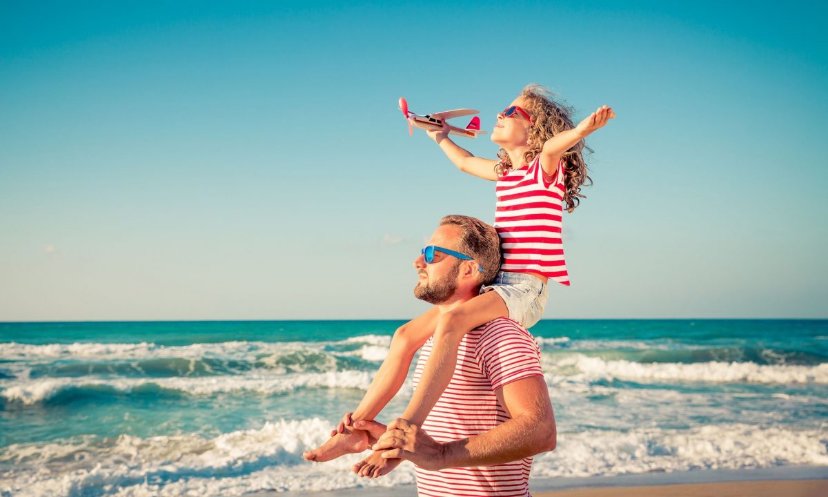 Αύγουστος στην Αθήνα με παιδιά: Εκδηλώσεις, παραλίες και βόλτες κάτω από το φως της πανσελήνου