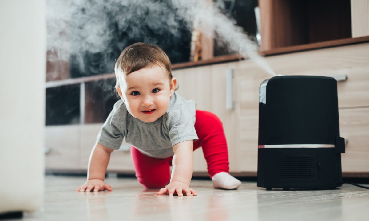 Υγραντήρας για μωρά: Πότε αξίζει να τον αγοράσετε και ποια είναι τα πραγματικά οφέλη