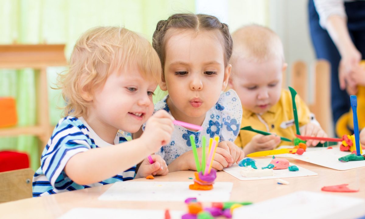 Αντίο χωρίς κλάματα: Οδηγός για ευτυχισμένα πρωινά στον παιδικό σταθμό