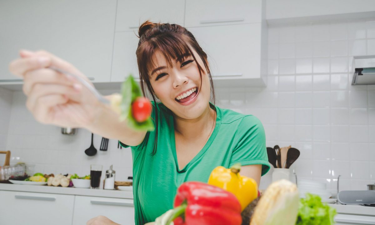 7 τρόποι να επαναφέρετε τη διατροφική σας ρουτίνα μετά τις καλοκαιρινές διακοπές