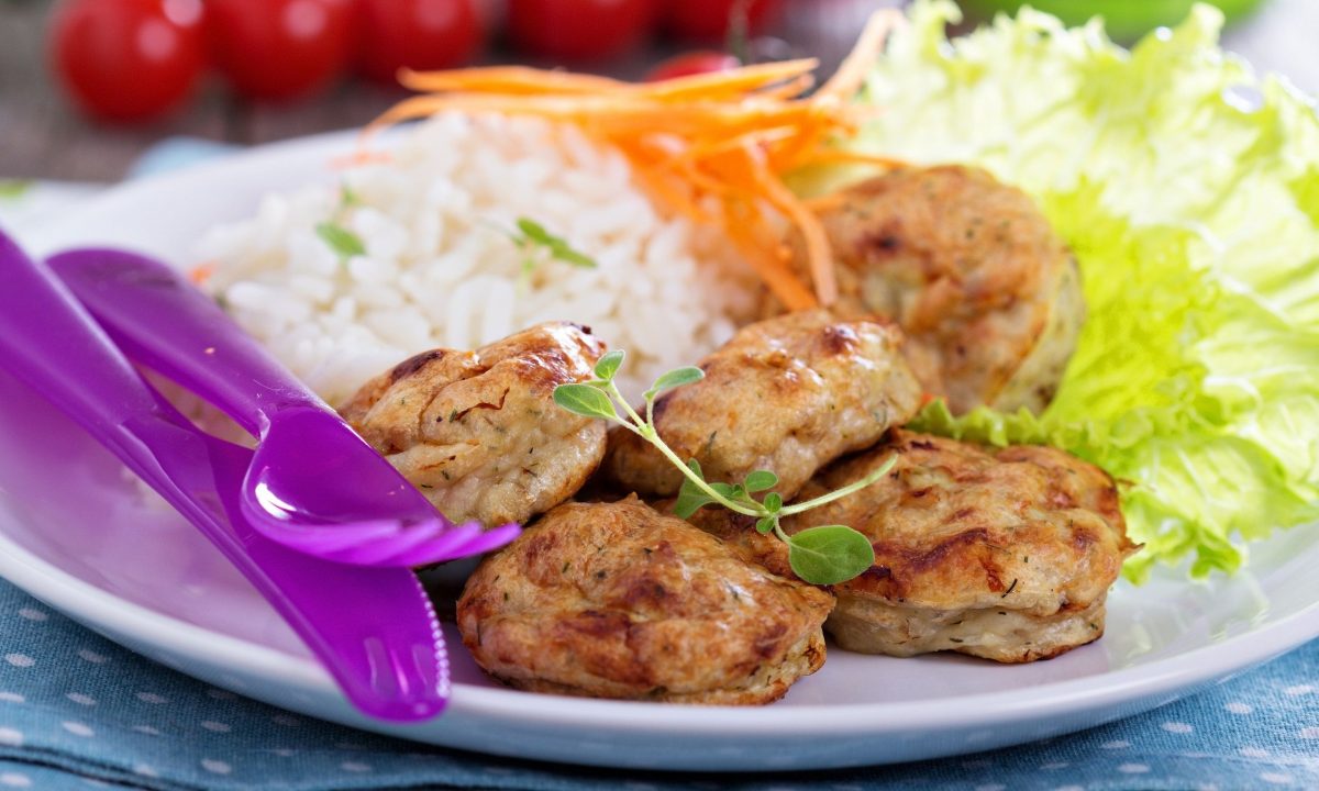 Κεφτεδάκια κοτόπουλου με μπρόκολο: Tο απόλυτο τρικ για picky eaters