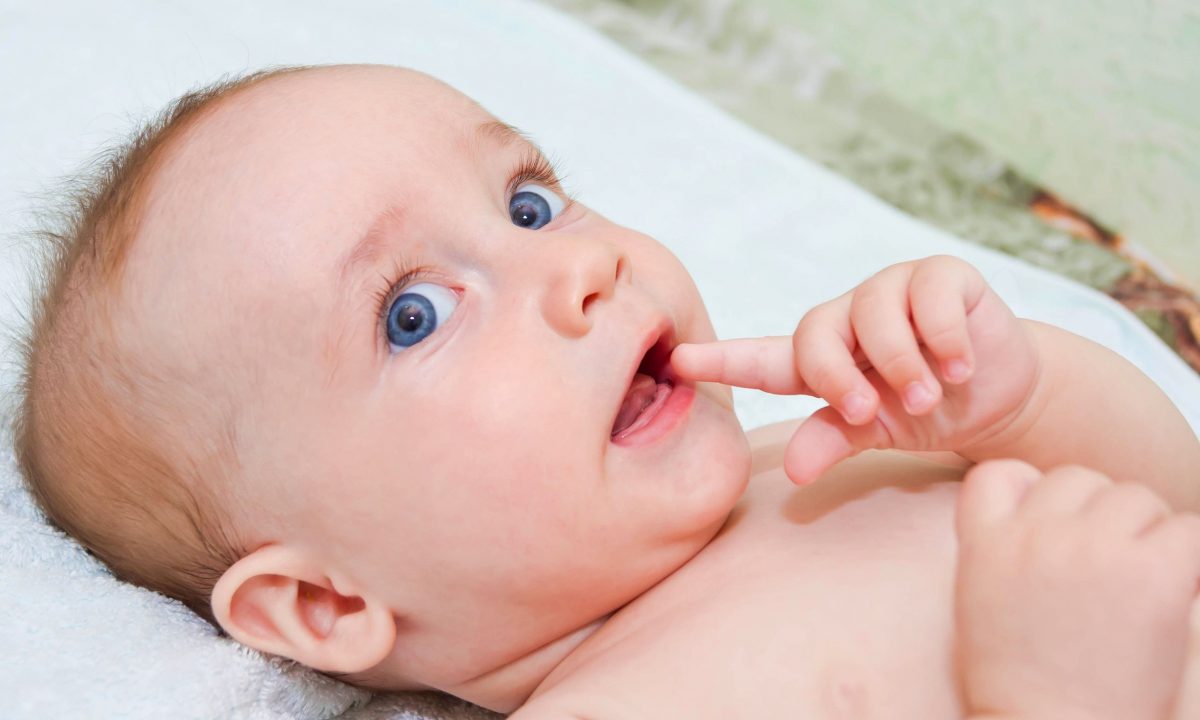 Είναι φυσιολογικό να γεννηθεί ένα μωρό με δόντια;