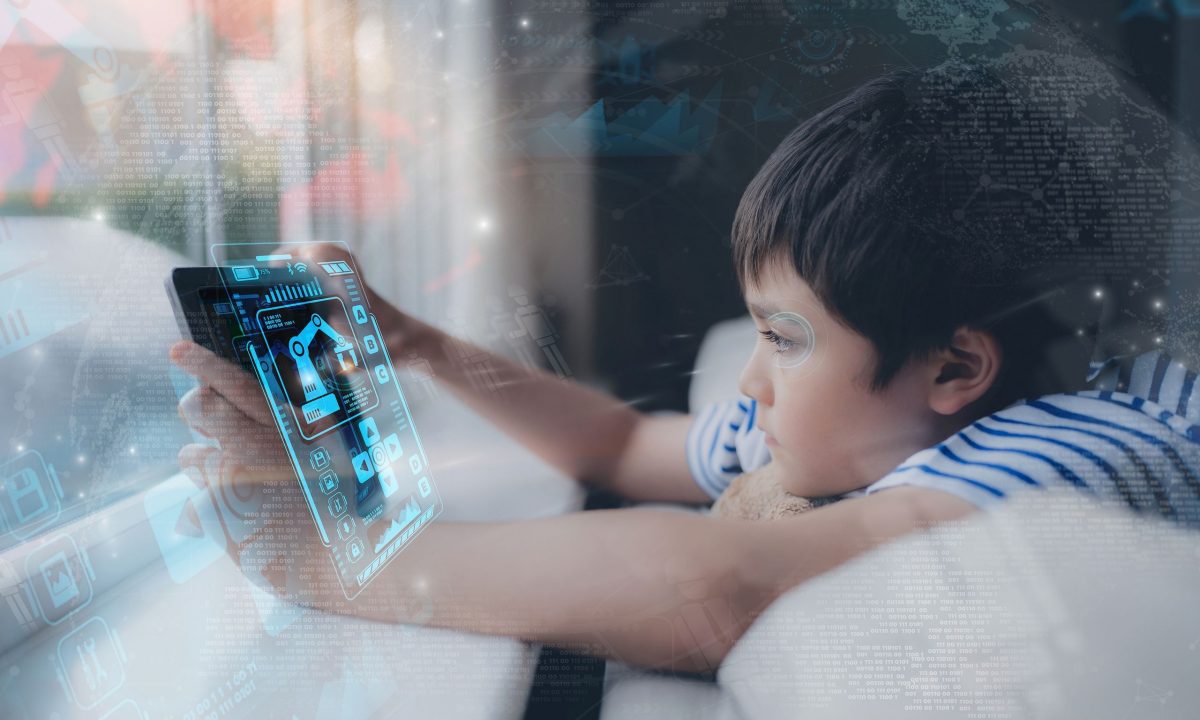 Τα βίντεο για παιδιά από AI κατακλύζουν το YouTube - Τι πρέπει να γνωρίζουν οι γονείς