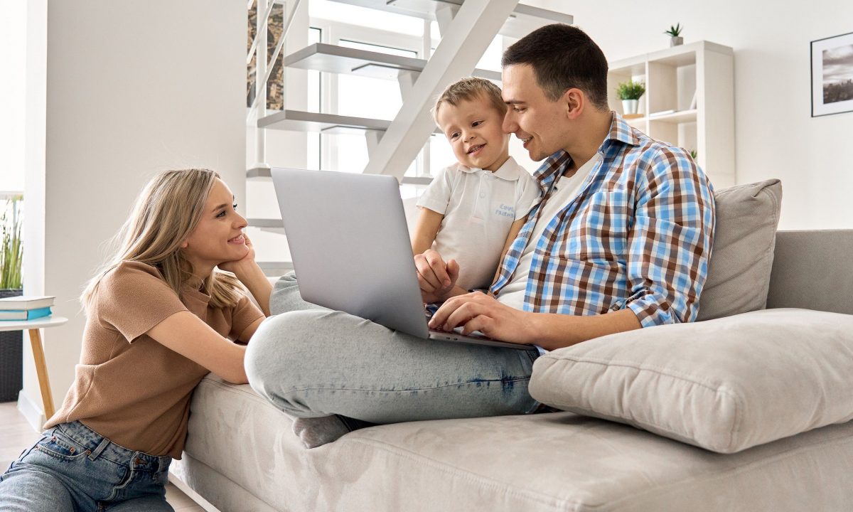 Ο γιος μου ακούει τον μπαμπά του αλλά όχι εμένα κι ο λόγος είναι απλός