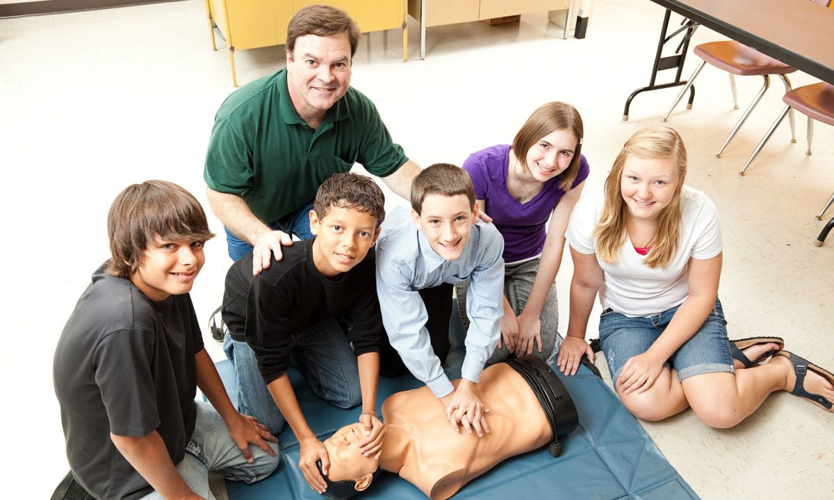 Σε ποια ηλικία μπορούν τα παιδιά να μάθουν πρώτες βοήθειες;