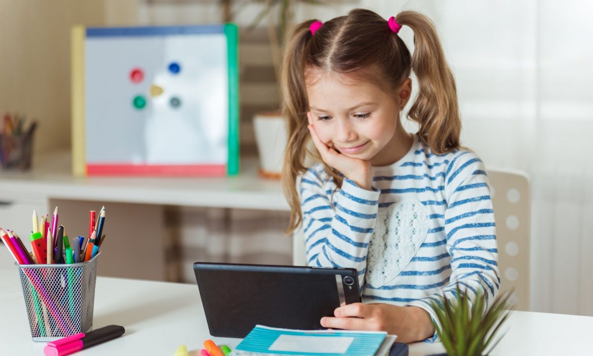 Το 74% των παιδιών στην Ευρώπη χρησιμοποιούν το Youtube για εκπαιδευτικούς λόγους - Τι λέει η έρευνα