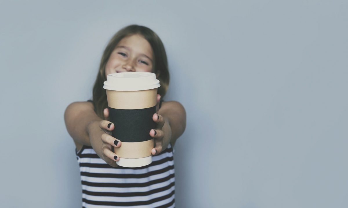 Οι  επιπτώσεις της καφεΐνης στα παιδιά: Οδηγός για γονείς