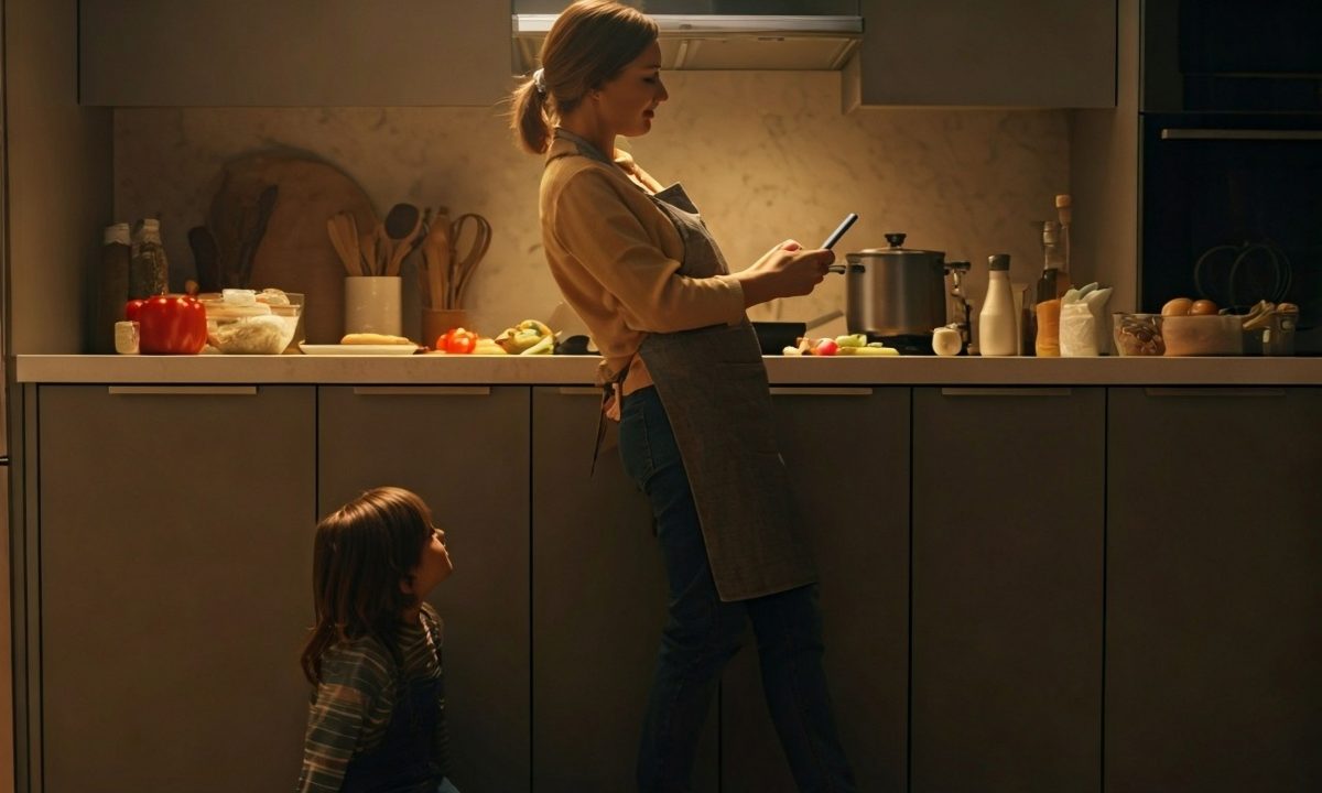 Γιατί το «παίζω μόνος μου» δεν είναι πάντα υγιές για το παιδί