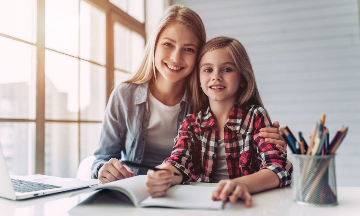 7 πρακτικές ιδέες για να βοηθάτε καθημερινά το παιδί σας με δυσλεξία
