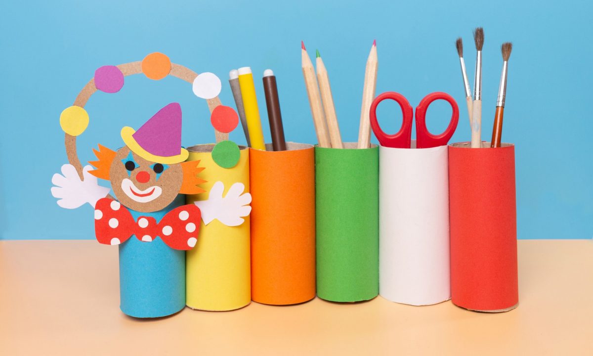 DIY: Φτιάξτε τη δική σας μολυβοθήκη με υλικά που έχετε ήδη στο σπίτι