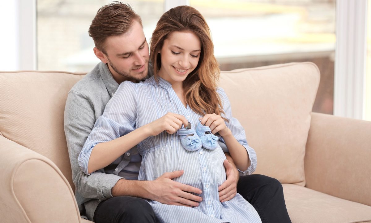 8ος μήνας εγκυμοσύνης: Όσα πρέπει να ξέρετε για εσάς και το μωρό σας