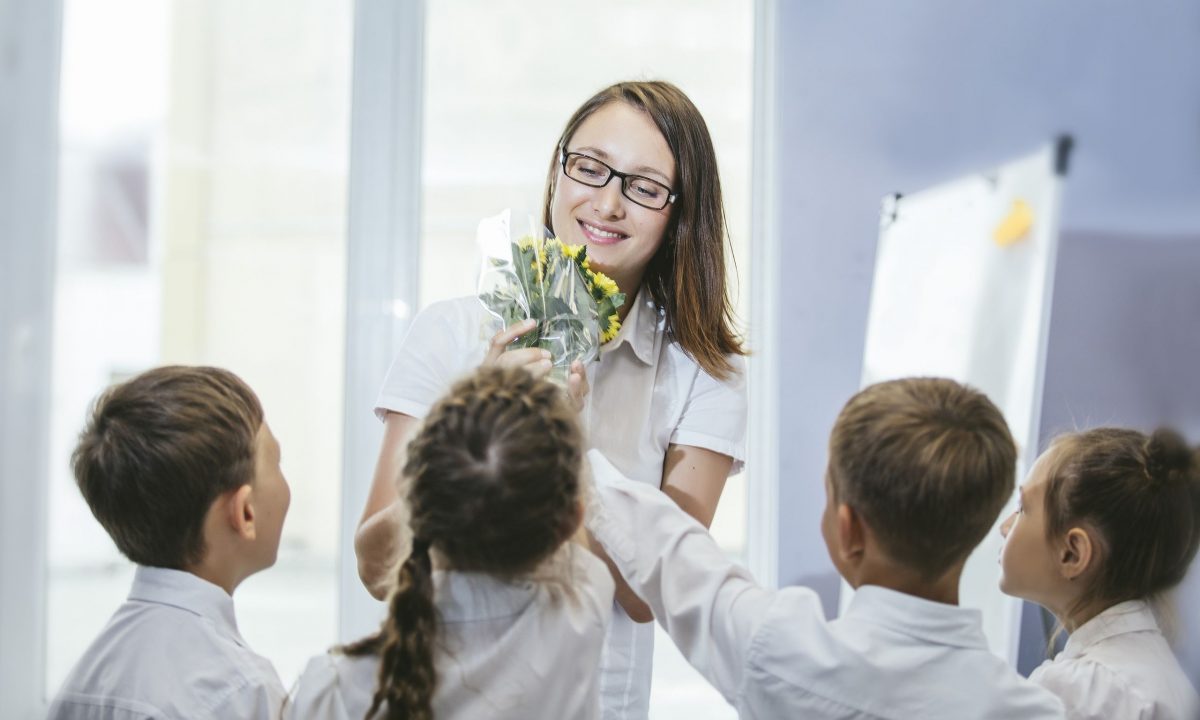 Πώς μπορούν οι εκπαιδευτικοί να καλλιεργήσουν την αυτοεκτίμηση στα παιδιά;