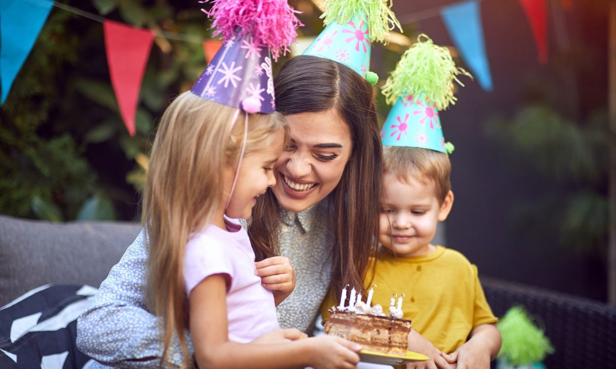 Το ομολογώ: έχω κουραστεί με τα παιδικά πάρτι - υπερπαραγωγή