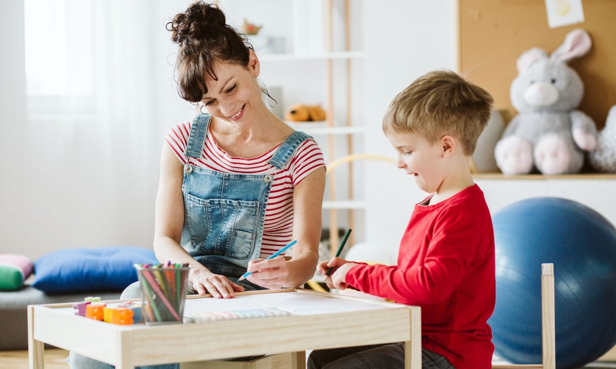 6 πρακτικές συμβουλές για γονείς παιδιών με ΔΕΠΥ