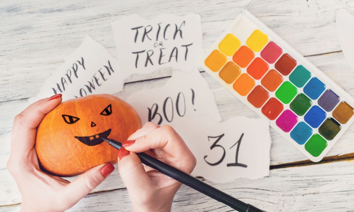 5 Halloween κατασκευές που θα ξετρελάνουν τα παιδιά σας