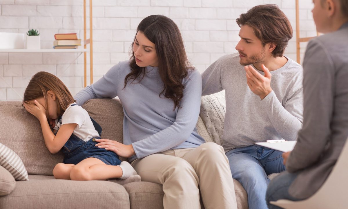 Διπολική διαταραχή σε παιδιά: Ποια είναι τα συμπτώματα και πώς μπορούν οι γονείς να βοηθήσουν