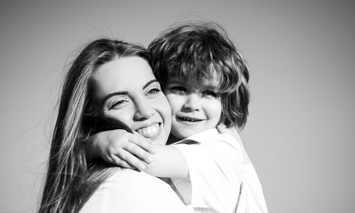 Το πιο δύσκολο κομμάτι της μητρότητας: το ενδιάμεσο