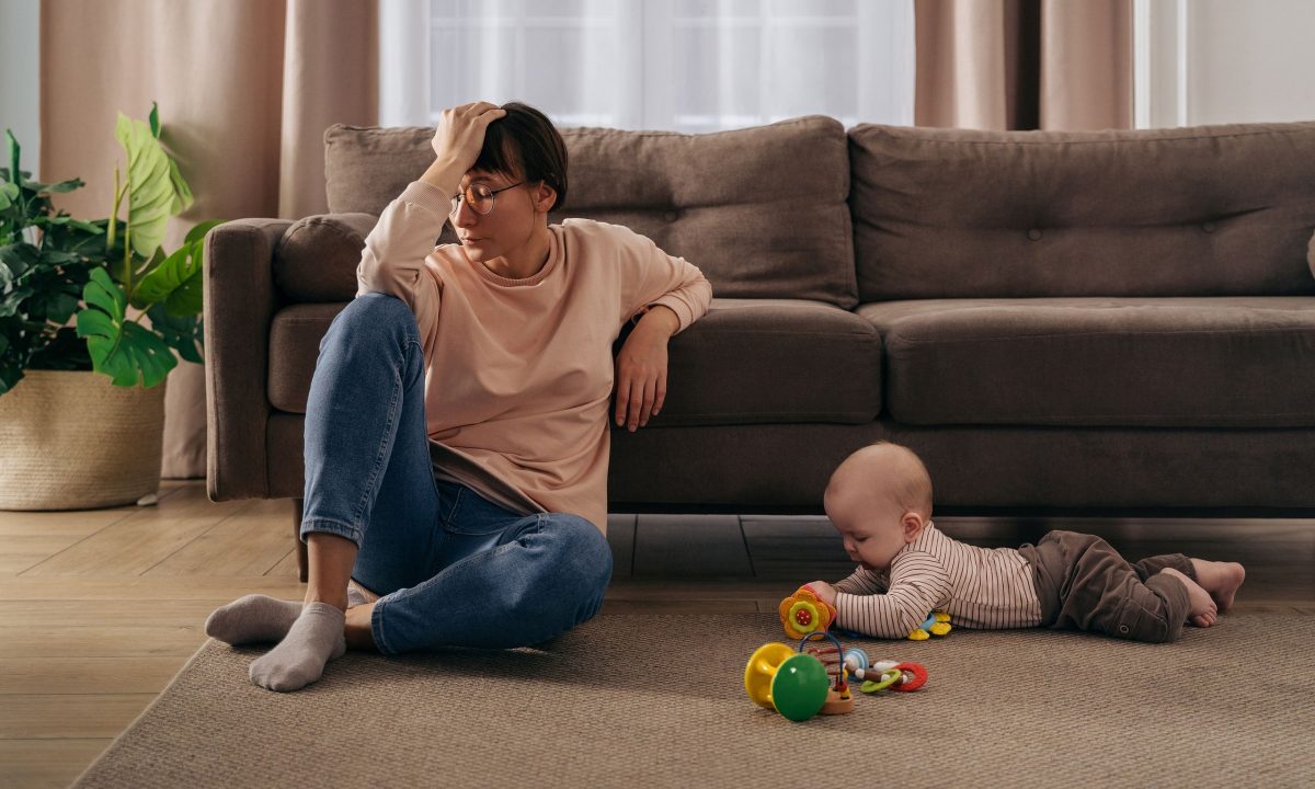 Τι είναι τα «baby blues» και πώς θα τα ξεπεράσετε;