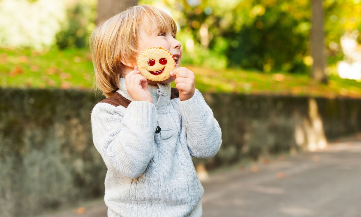 Υπάρχει «καλό» και «κακό» σνακ; Η αλήθεια για τα ενδιάμεσα γεύματα των παιδιών