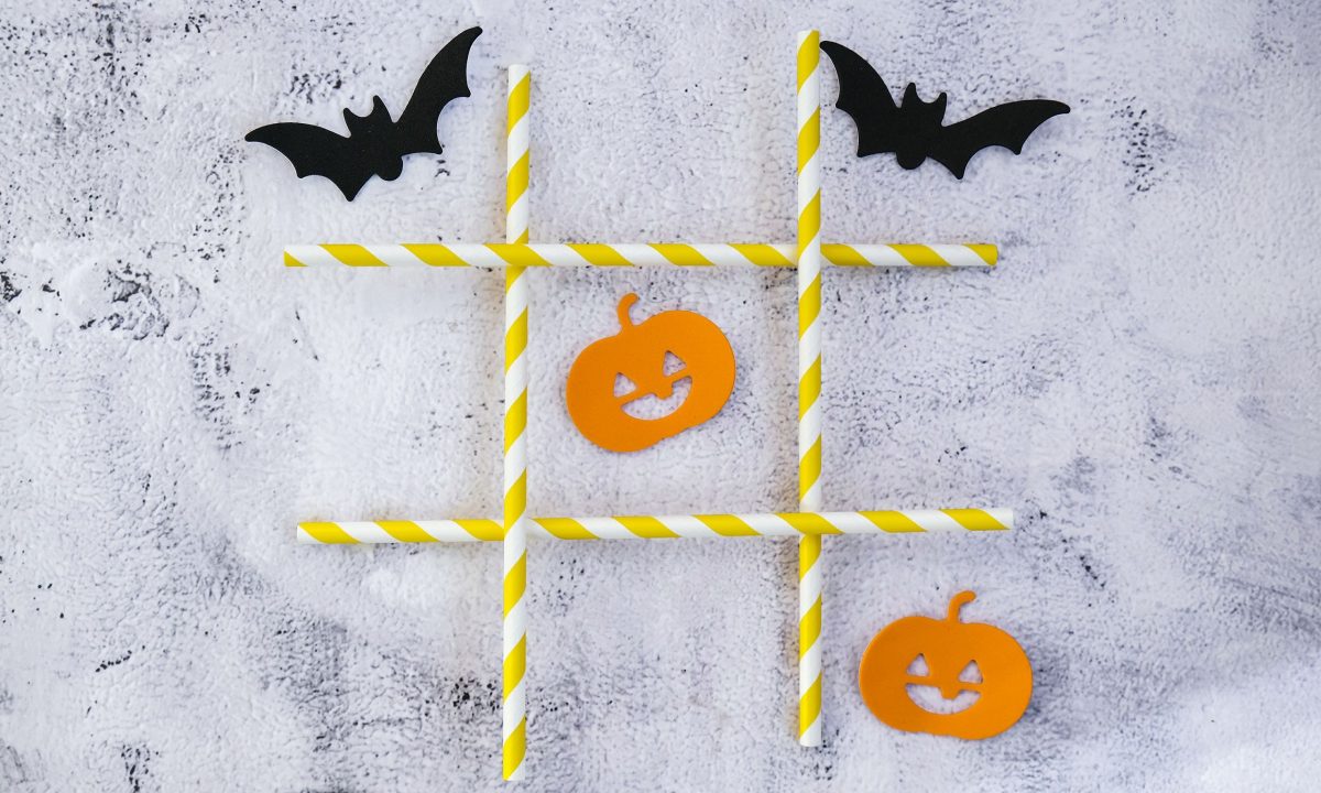 Φτιάξτε την πιο spooky Halloween τρίλιζα με τα παιδιά σας – Tο απόλυτο οικογενειακό παιχνίδι