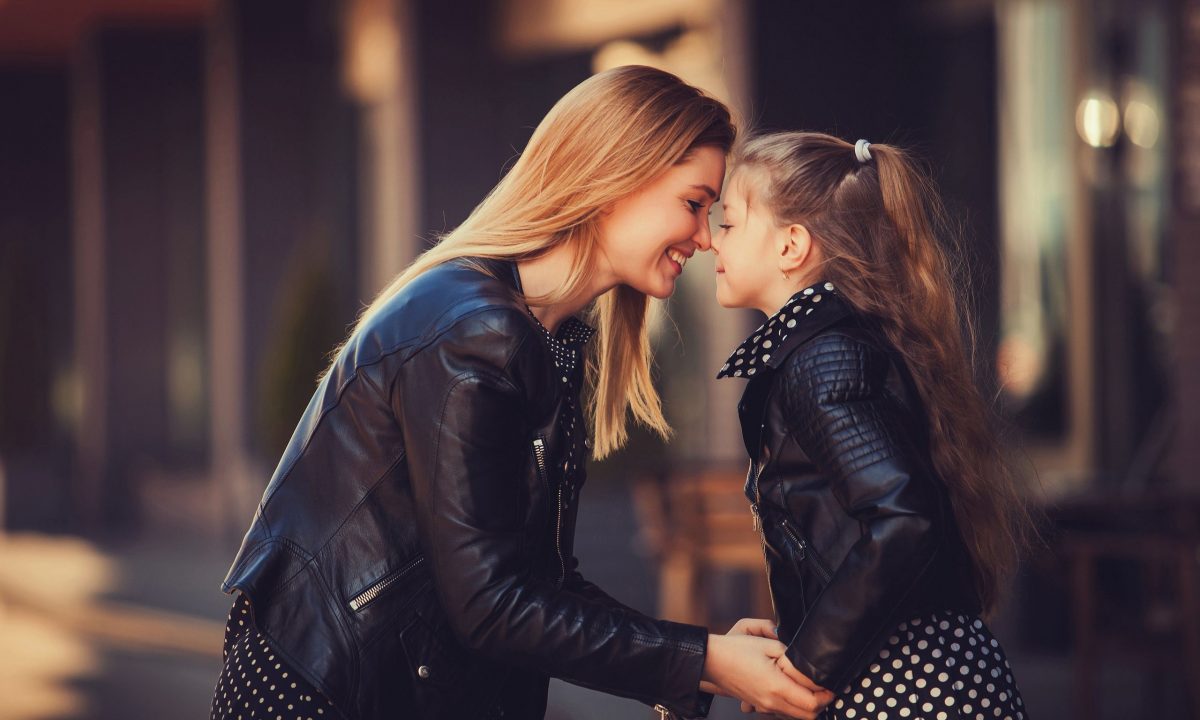 Η Νο 1 πιο «πολύτιμη» ερώτηση που μπορείς να κάνει στο παιδί του, σύμφωνα με ψυχολόγο