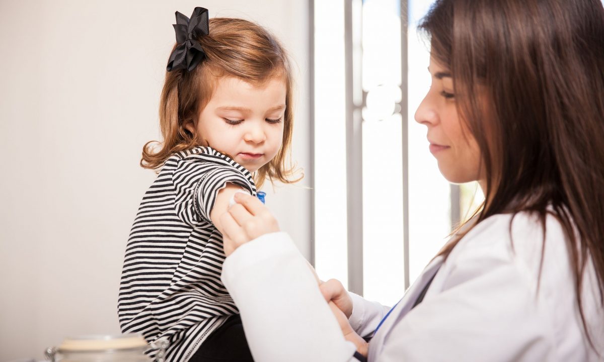 Παιδιά που πάνε πρώτη φορά βρεφονηπιακό σταθμό: Η σημασία του πλήρους εμβολιασμού