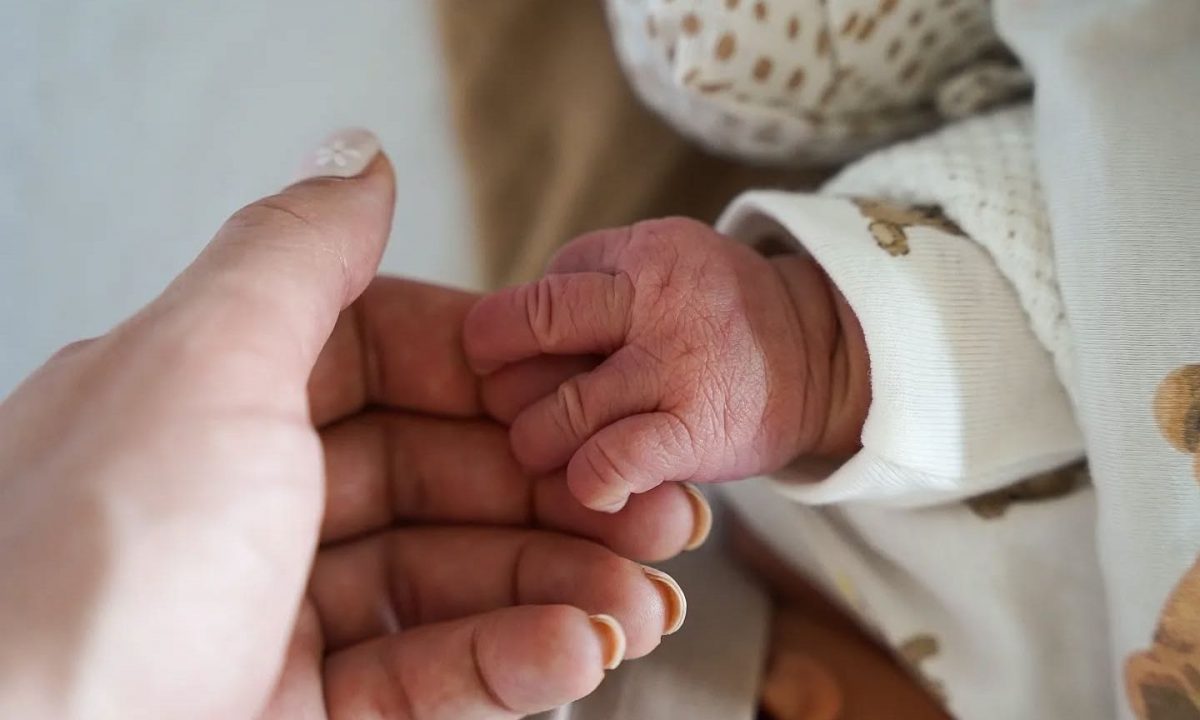 Η μαγική στιγμή που γίνεσαι «η μαμά κάποιου»