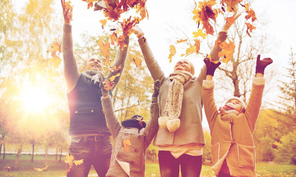 Η νέα γενιά γονιών μεγαλώνει τα παιδιά της χωρίς τύψεις και «ταμπέλες»