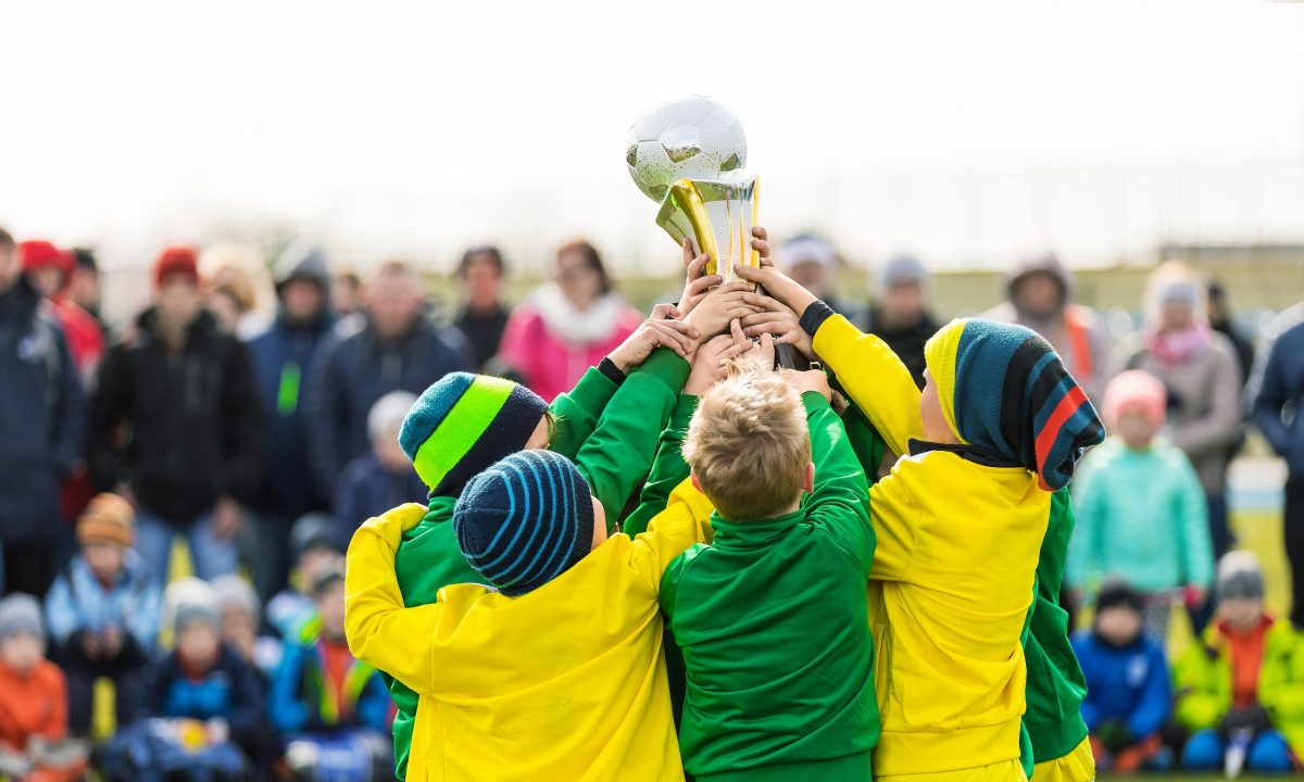 Η πίεση των γονιών: το μεγαλύτερο εμπόδιο στην αθλητική πρόοδο των παιδιών, σύμφωνα με ψυχολόγους