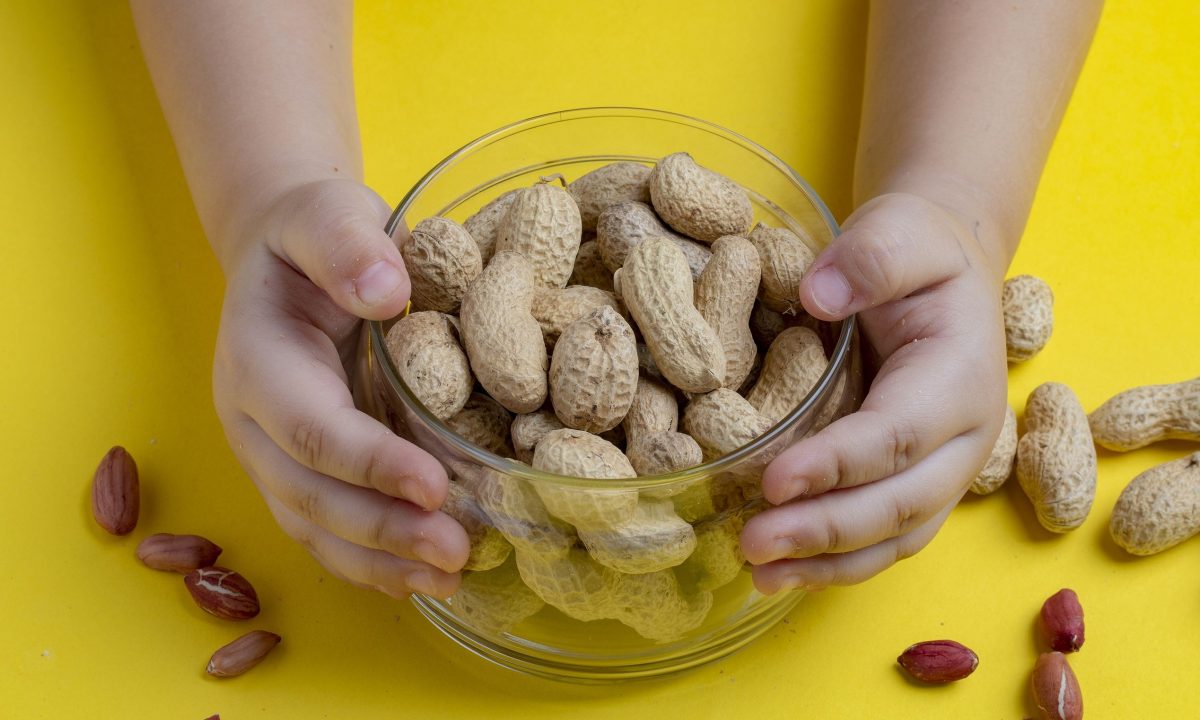 Νέα μελέτη δείχνει μείωση των αλλεργιών στο φιστίκι στα παιδιά – Τι έχει αλλάξει