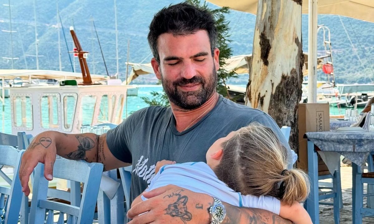 «Είναι μάγκας» - Ο Δημήτρης Αλεξάνδρου περήφανος για τον γιο του Πάρη