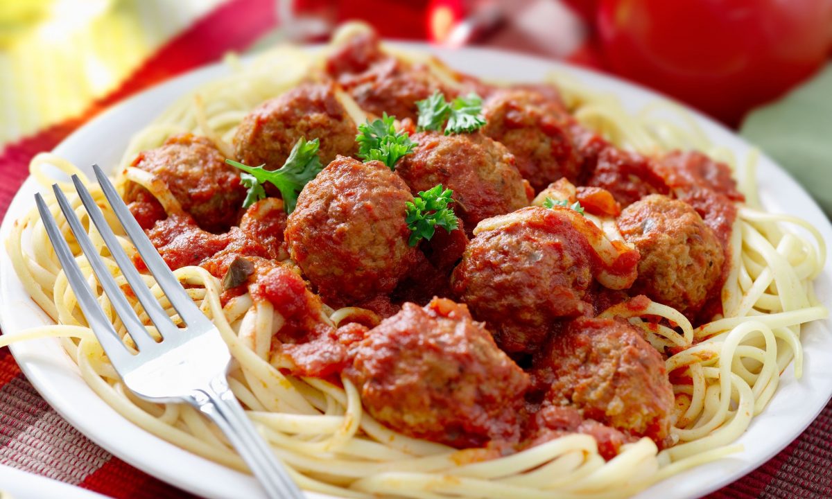 Σπαγγέτι με κεφτεδάκια - Το απόλυτο οικογενειακό comfort food