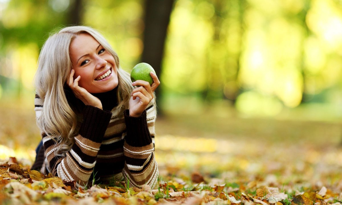 Μπορεί η υγιεινή διατροφή να σε βοηθήσει να μείνεις έγκυος; Οι ειδικοί απαντούν