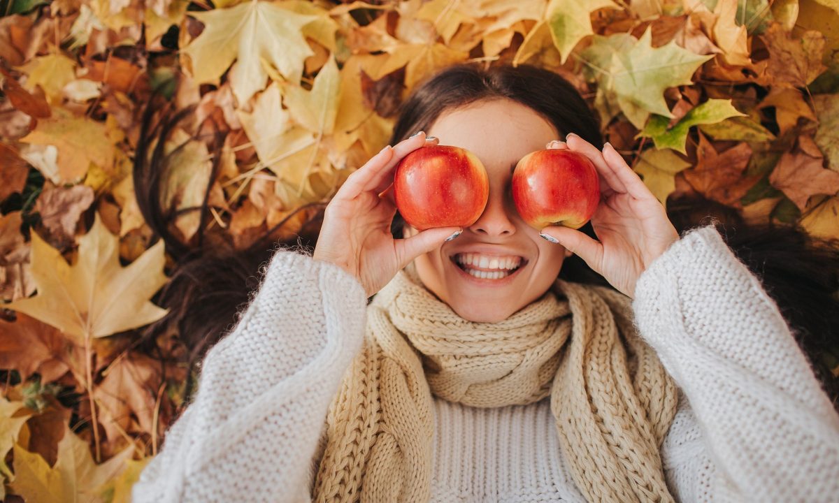 8 υγιεινές τροφές που βελτιώνουν τη διάθεση και την ψυχική σας υγεία